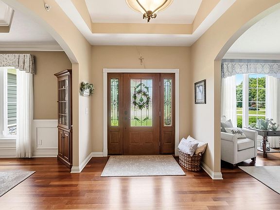 4th image of 7182 Hoover Reserve Ct N
