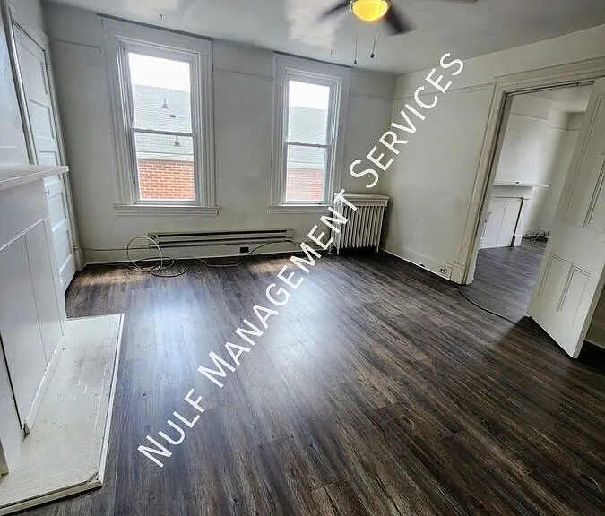 38 Walnut St #2 — Photo 3