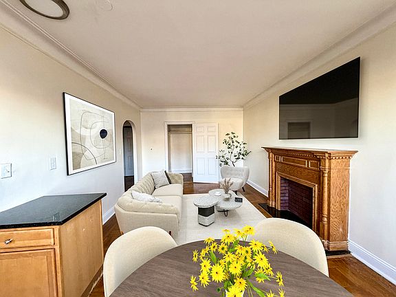 3rd image of 122-20 Ocean Promenade #2F1