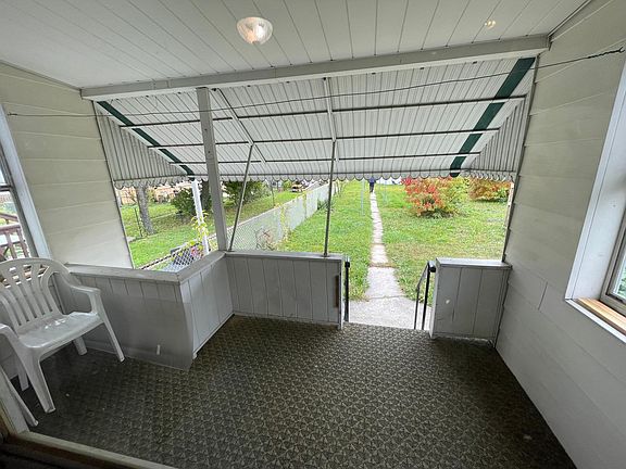 COVERED BACK PORCH OUTDOOR CARPET