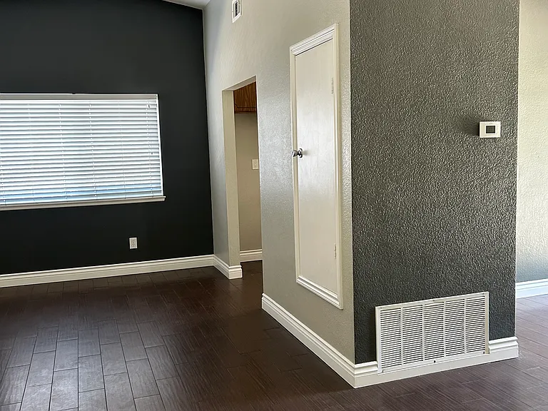 9330 Aegean Dr — Photo 20