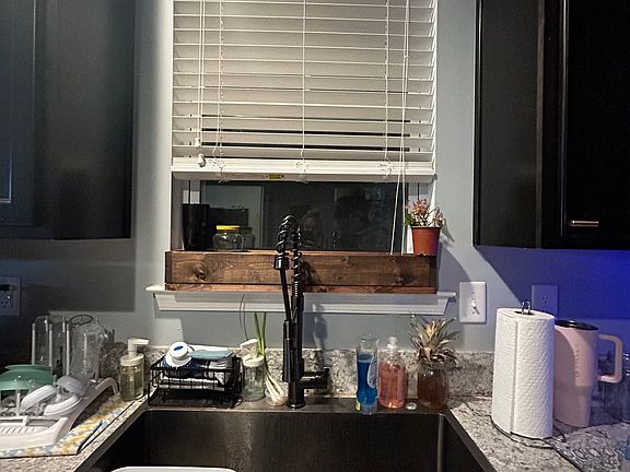 Kitchen sink
