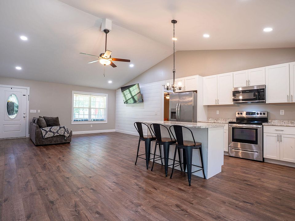 1st image of 178 Shankles Cir