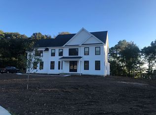 12 Yellow Fin Ct, Stonington, CT 06378