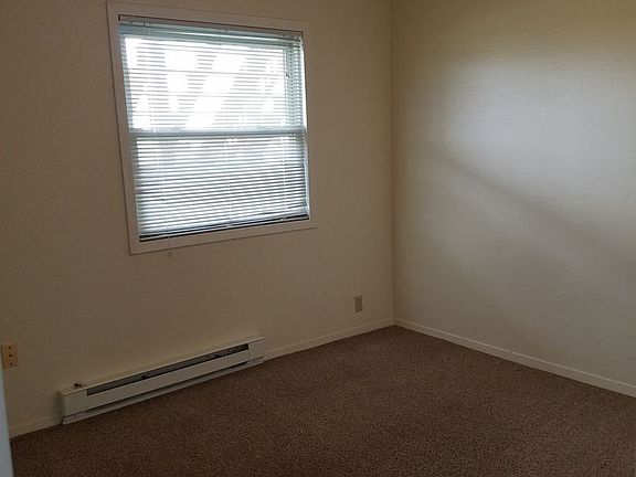4th image of 98 Jackrabbit Ln #A