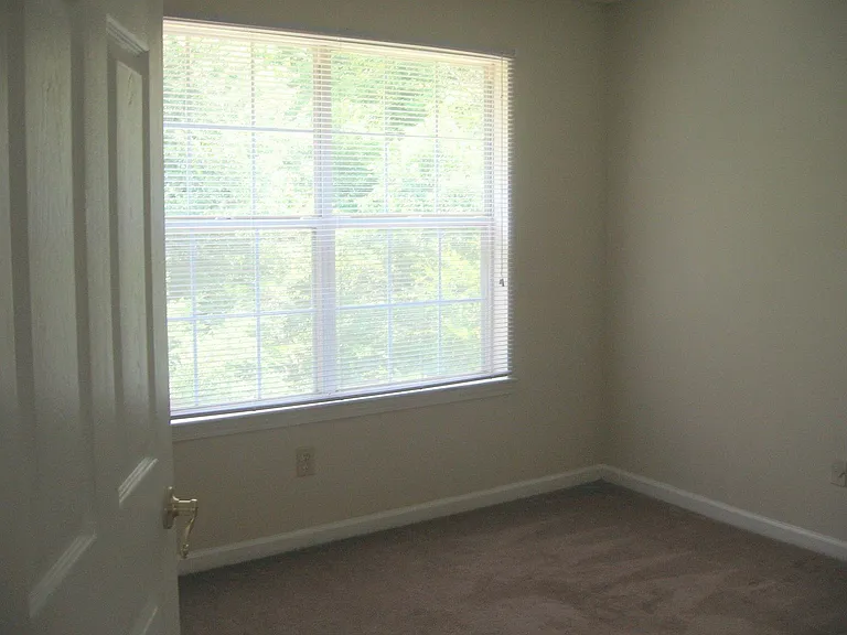 3255 Glen Hollow Dr — Photo 5