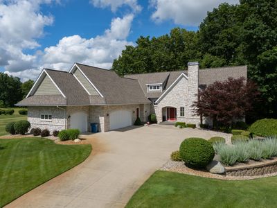29214 Heritage Ln, Paw Paw, MI, 49079