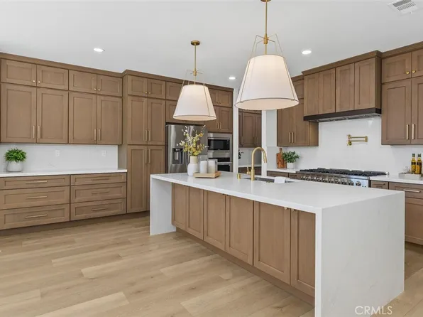 615 Brianna Way, Corona, CA 92879