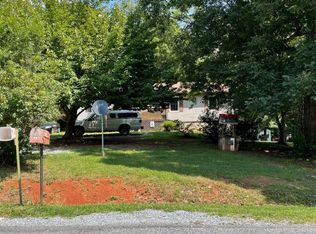 74 Sharon Dr, Rustburg, VA 24588