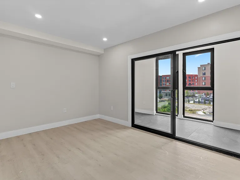 Tavolo Lofts — Photo 12