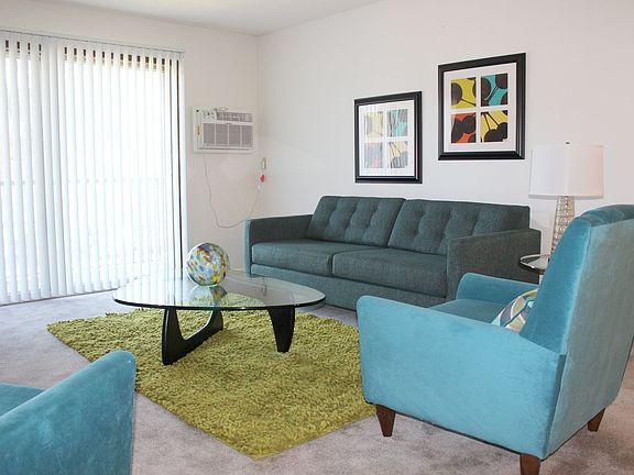 4th image of 8516 63rd Ave N #101