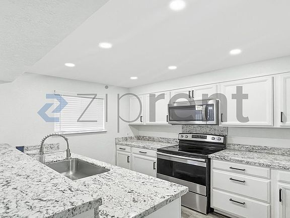 5th image of 5188 E Ashlan Ave APT 132