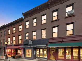277 Smith St, Brooklyn, NY 11231