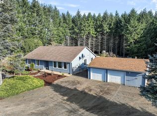 9504 SE Eola Hills Rd, Amity, OR 97101