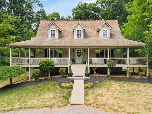 120 Lakehaven Pl, Lynchburg, VA 24502