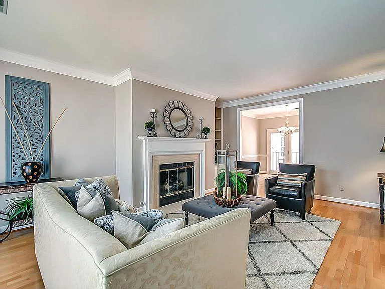 3051 Woodlawn Dr — Photo 19