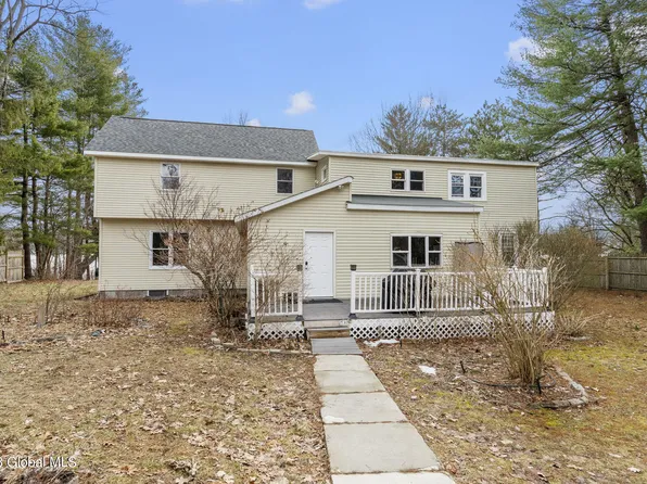 102 Stewart Point Road, Nassau, NY 12123