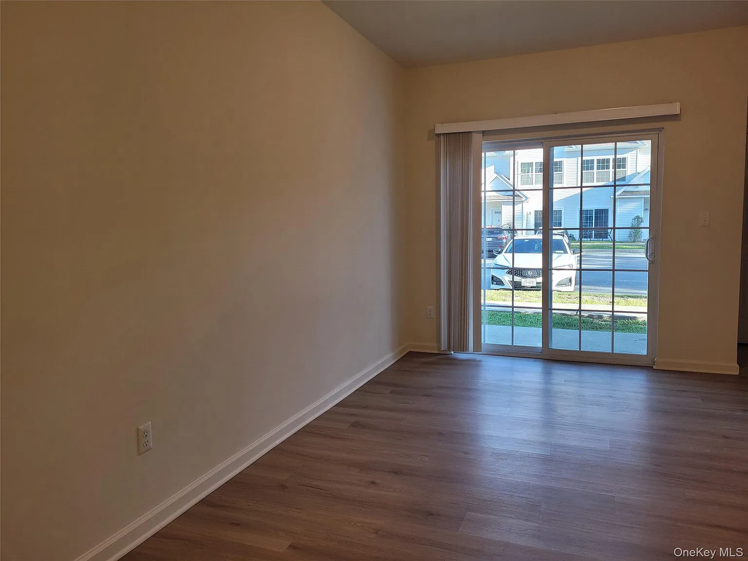 2 bed, 2.0 bath, 900 sqft, $2,150 — Photo 4