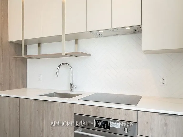 15 Holmes Ave #1202 — Photo 6