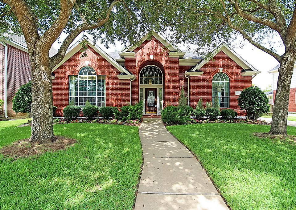 1st image of 2222 Primwood Ct