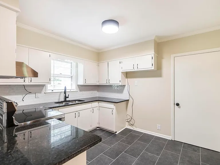 100 Michael St — Photo 13