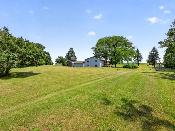 22602 617th St, Mantorville, MN 55955