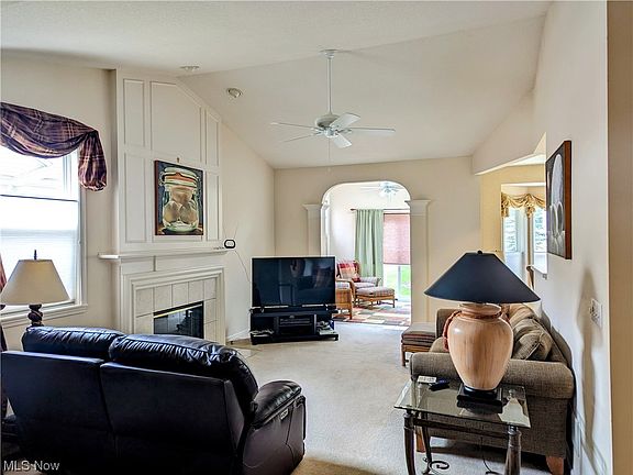 5th image of 9832 Country Club Cir
