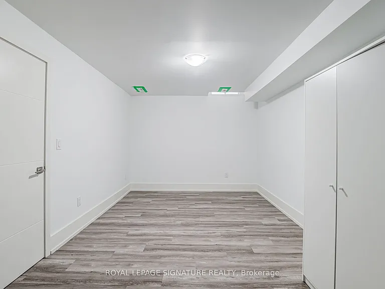 36 Roxaline St #BASEMENT — Photo 25