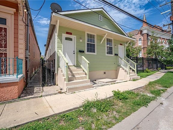 2nd image of 2212 Gravier St