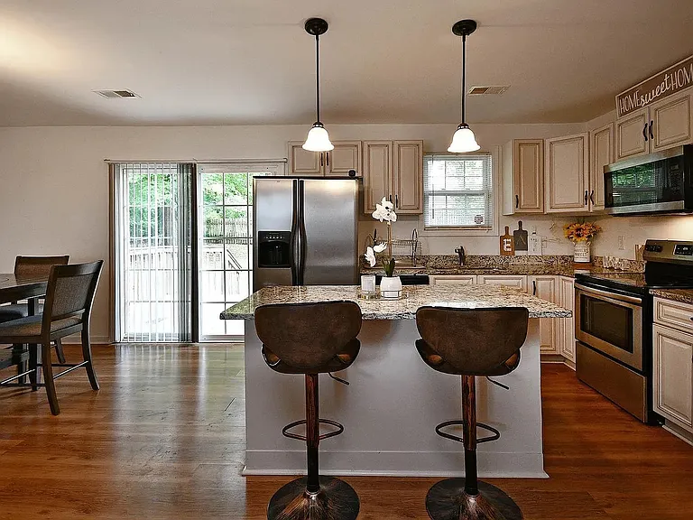 4 Blossom Dr — Photo 15