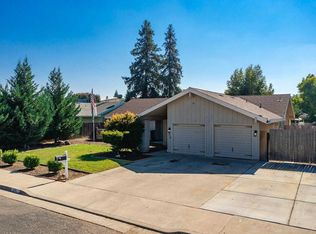 524 Crane Ave, Exeter, CA 93221