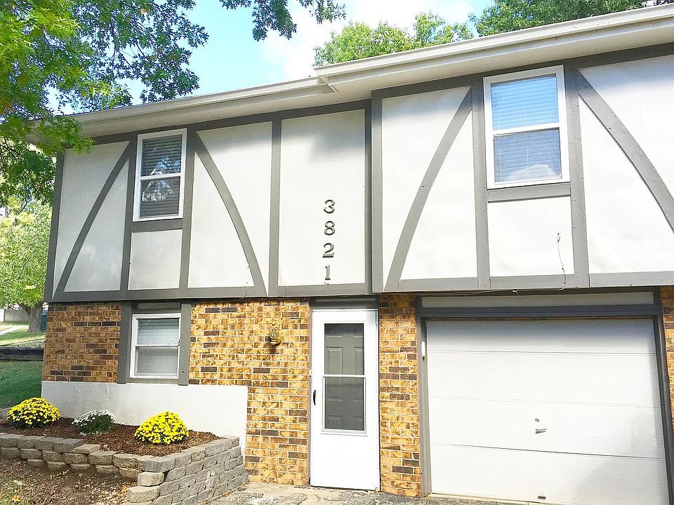 1st image of 3821 NE Colonial Dr