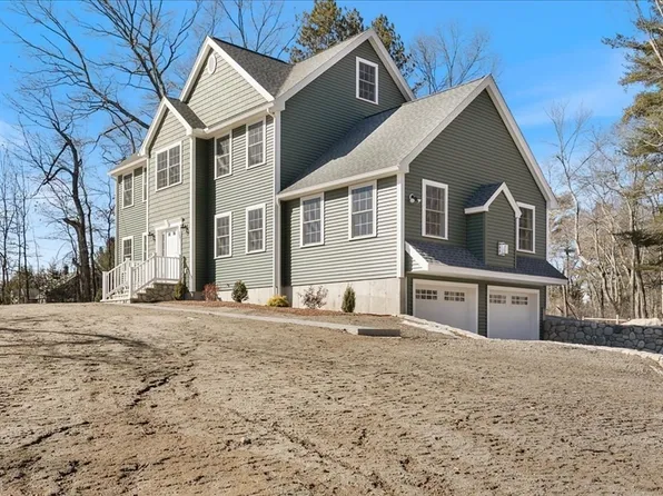 799 Lowell St, Methuen, MA 01844