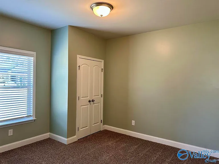 2618 W Creek Dr — Photo 7