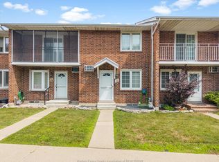 345 Robson Rd #16, Leamington, ON N8H0A4