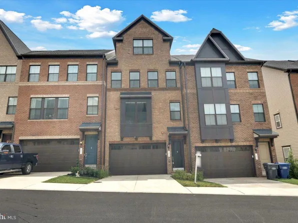 7215 Mountaineer Dr, Alexandria, VA 22306