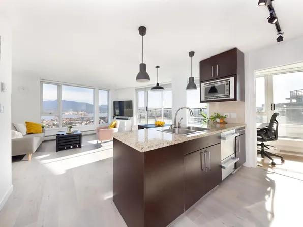 188 Keefer Pl #3705, Vancouver, BC V6B 0J1