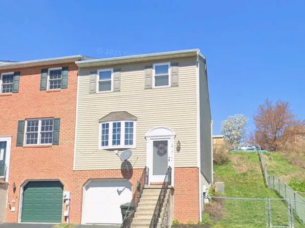 3915 Penns Dr, Reading, PA 19606