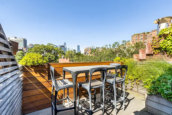 Rented by Brown Harris Stevens | media 7