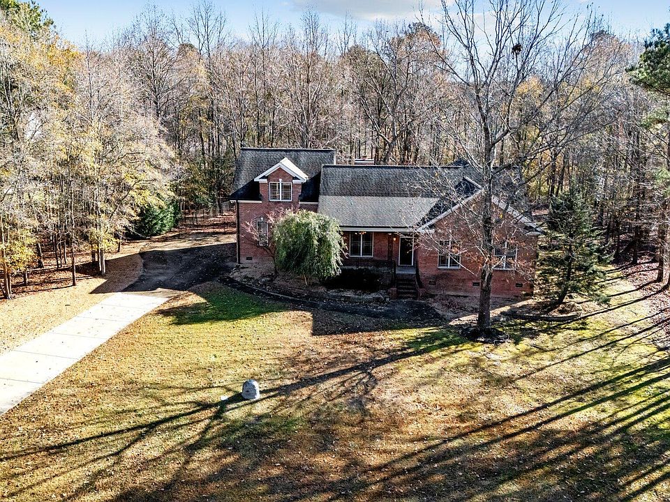 1st image of 25 Sylvan Way