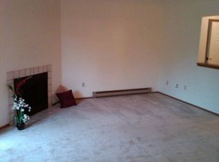 2828 Queens Way APT 1C, Milton, WA 98354