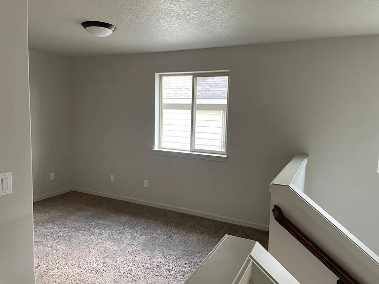 2021 N Q Cir — Photo 10