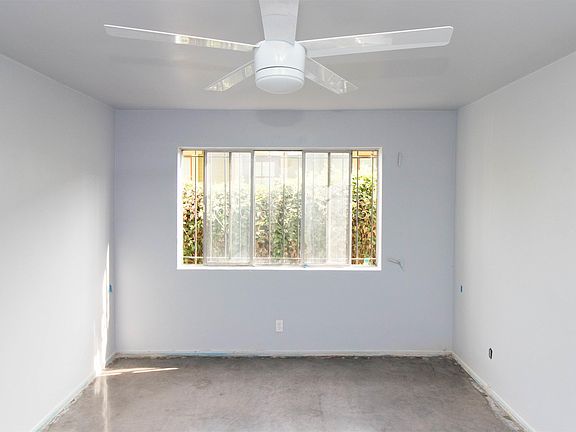 5th image of 2200 E 6th St APT 1