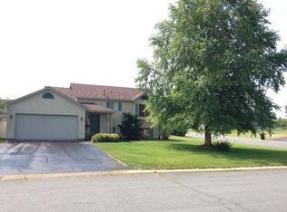 492 Orchard Pkwy W, Shakopee, MN 55379