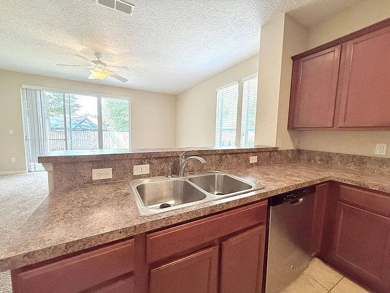 3683 Hartsfield Forest Cir — Photo 7