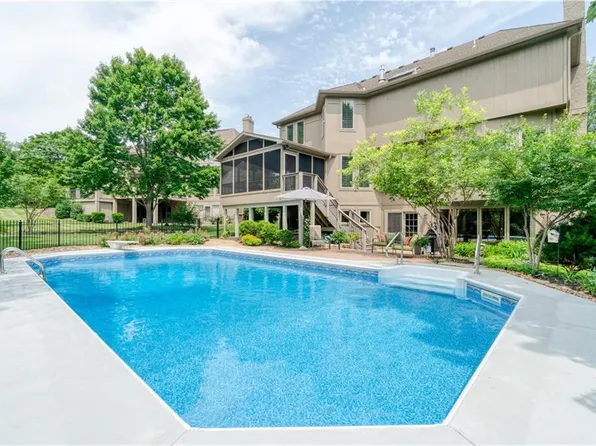 9203 W 146th St, Overland Park, KS 66221