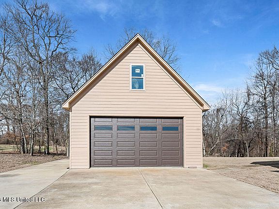 3rd image of 6448 Skyler Rd
