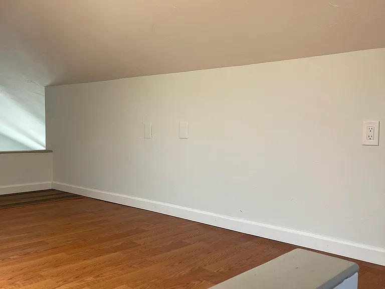 1615 Linwood St #1615 — Photo 8