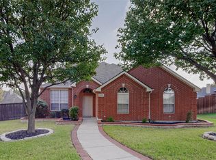 5402 Hewitts Cv, Rowlett, TX 75089