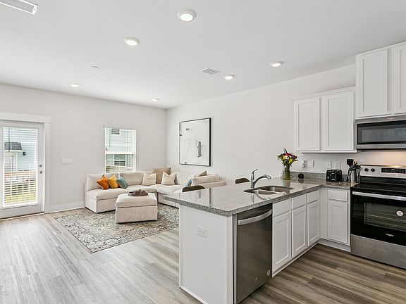 5th image of 9536 Nature Creek Cir